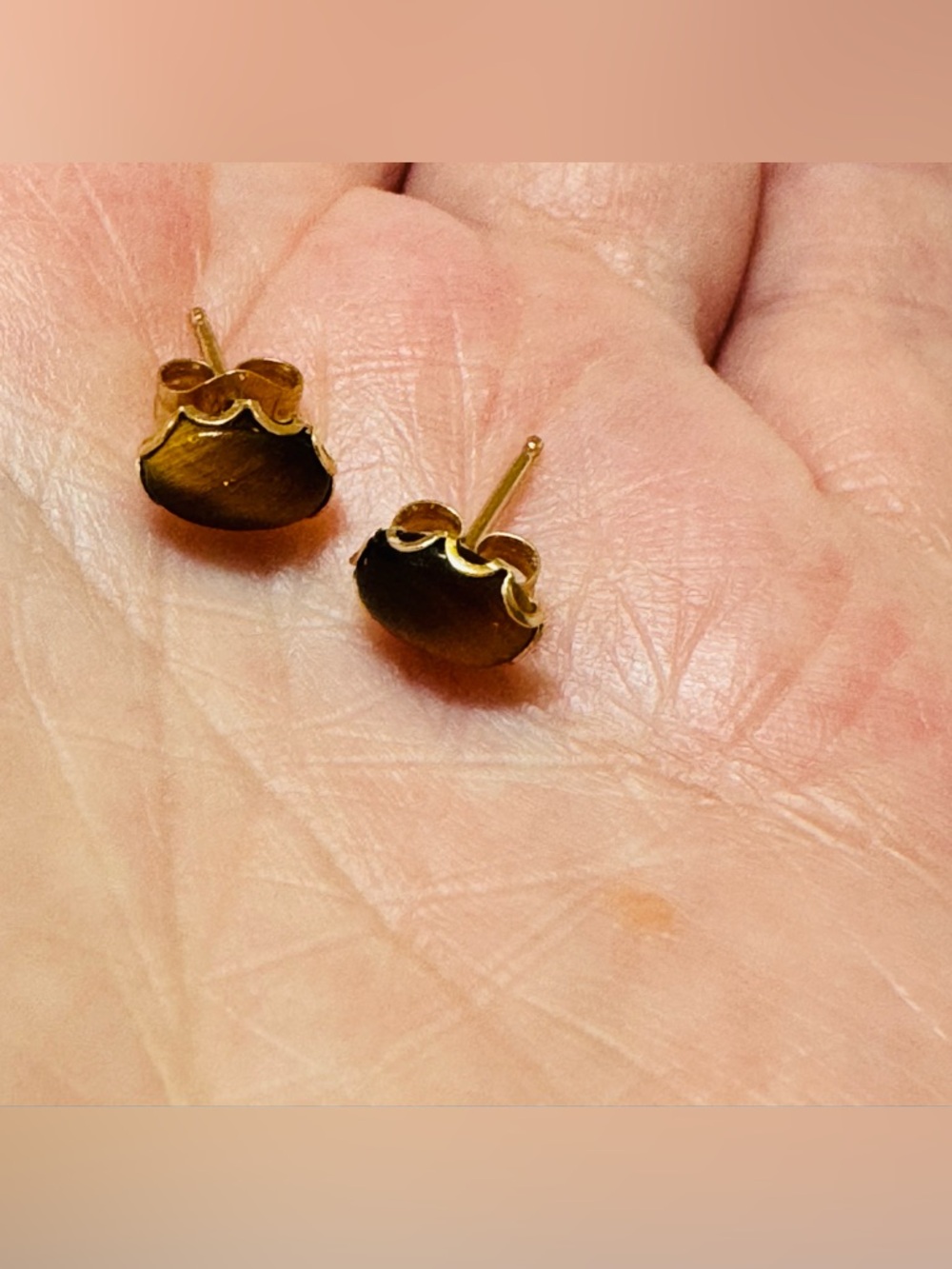 14k Gold Tiger Eye Stud Earrings - .71 grams